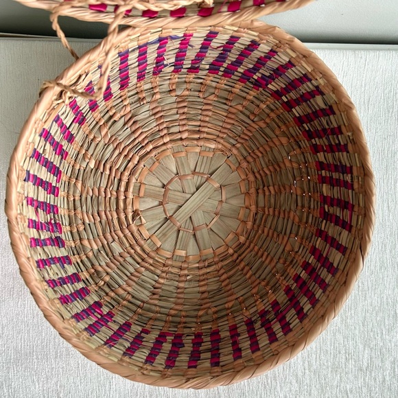 VINTAGE sewing basket woven with lid handmade natural - Picture 5 of 5